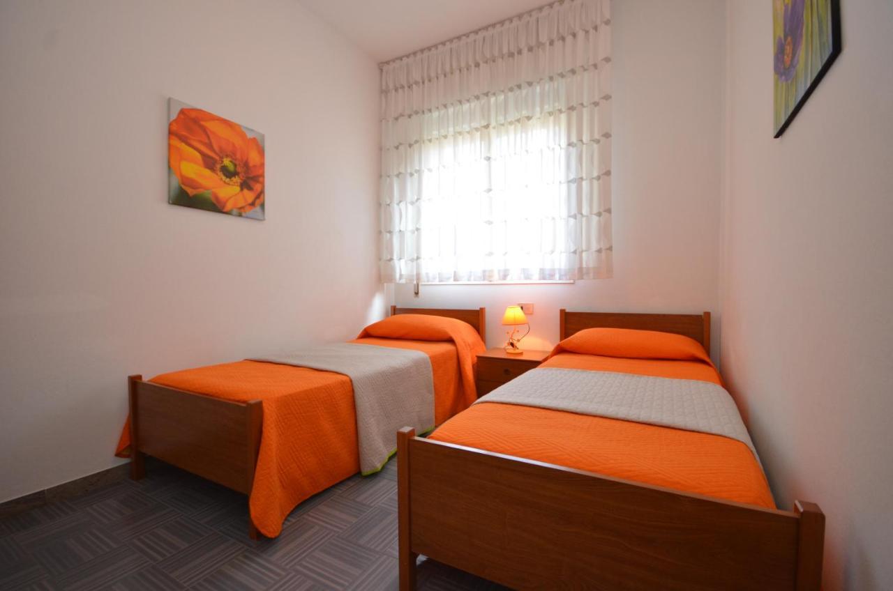 Appartamenti Villa Angela Bibione Bagian luar foto